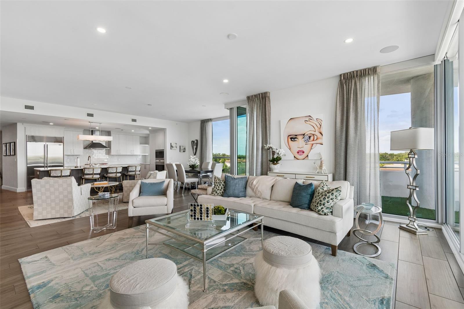 Image 5 of 98 For 3401 Bayshore Boulevard 504