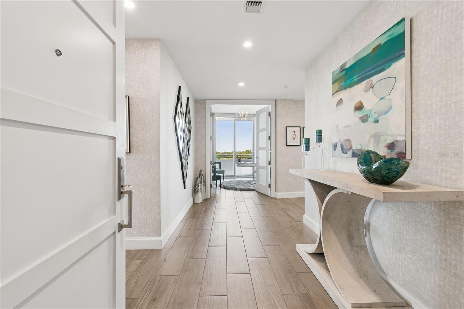 Image 7 of 98 For 3401 Bayshore Boulevard 504