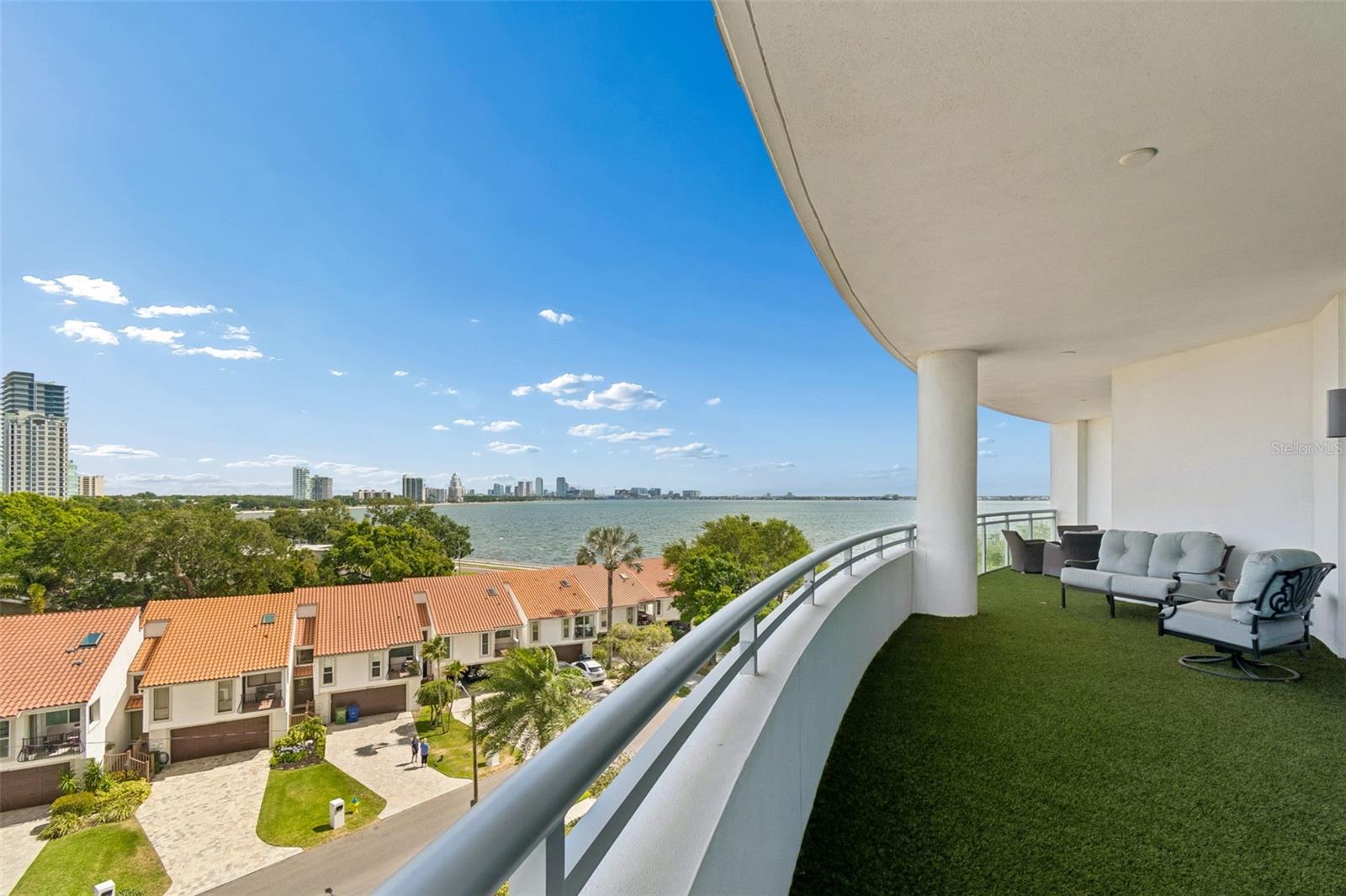 Image 78 of 98 For 3401 Bayshore Boulevard 504