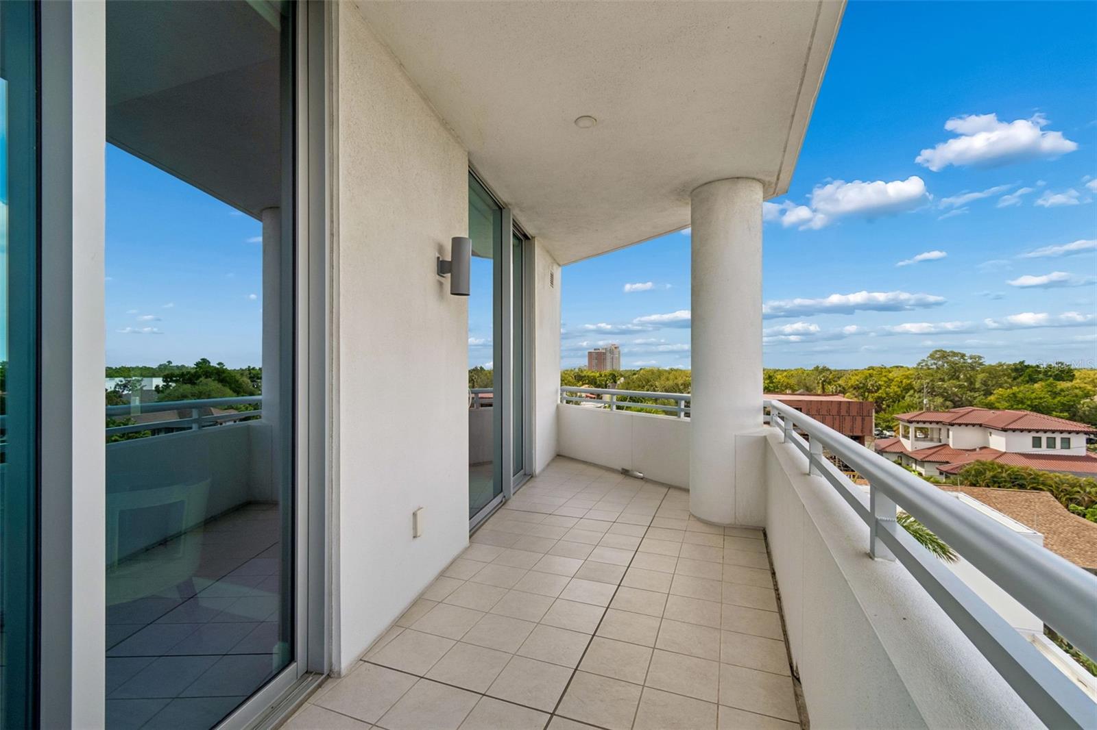 Image 84 of 98 For 3401 Bayshore Boulevard 504