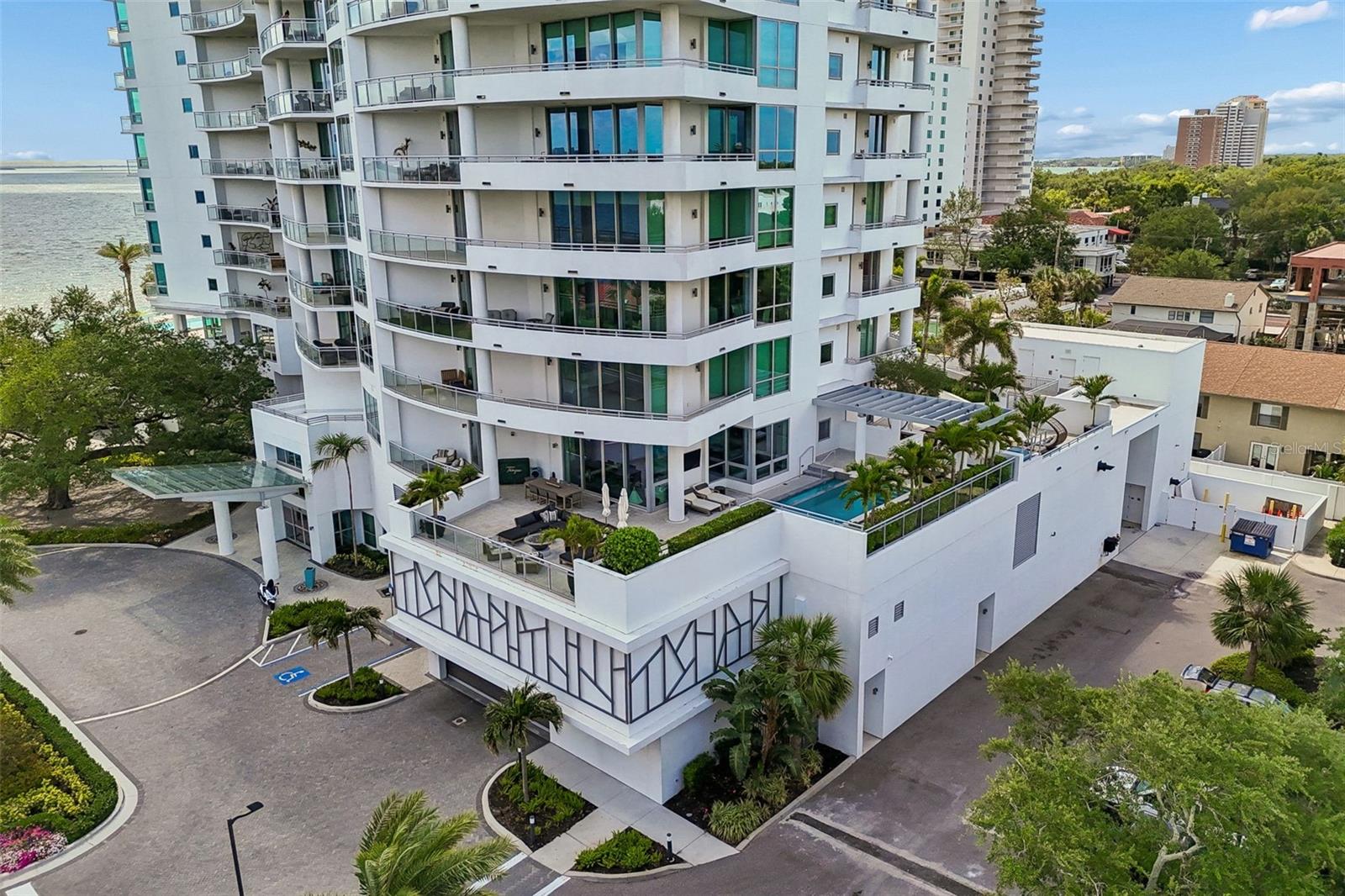 Image 86 of 98 For 3401 Bayshore Boulevard 504