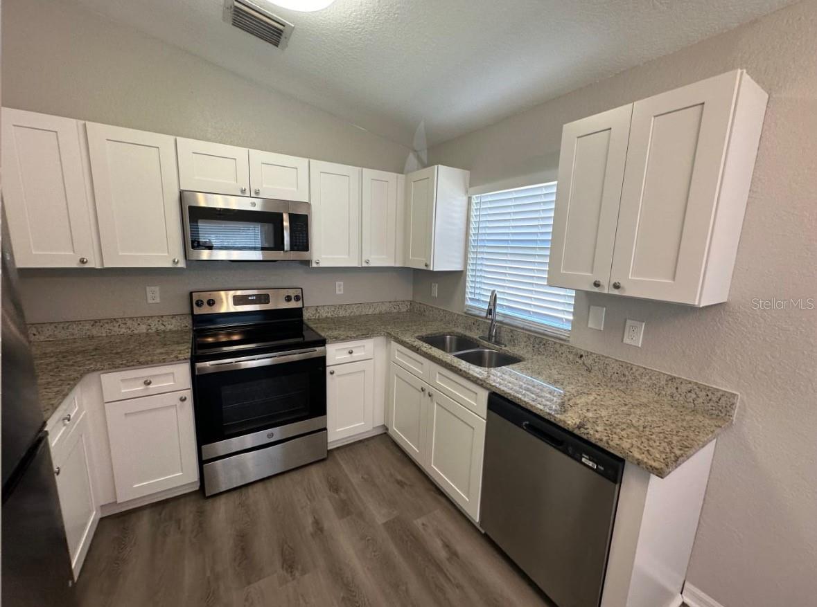 Image 7 of 12 For 9725 Fox Hollow Road