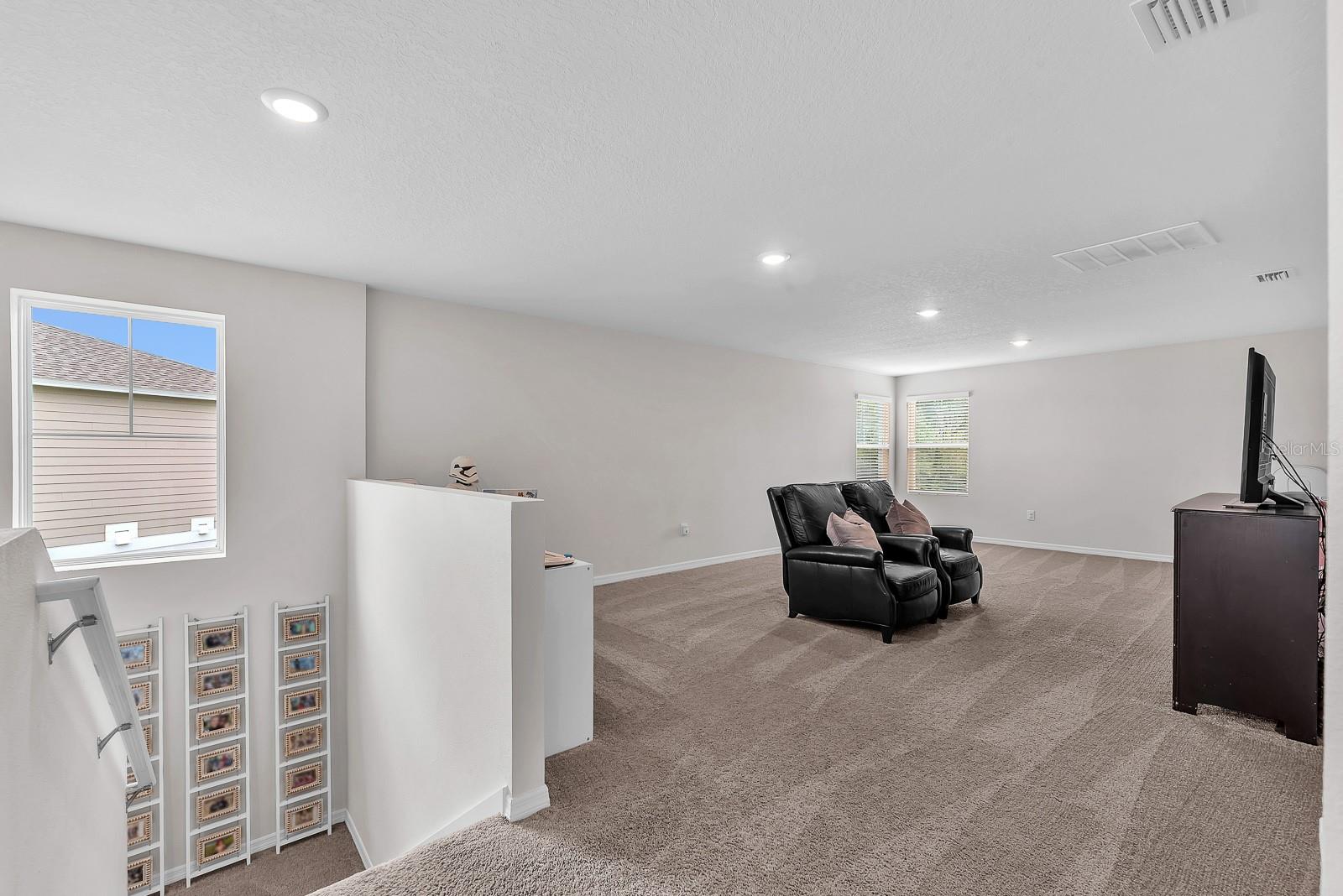 Image 22 of 46 For 12952 Wellspring Drive