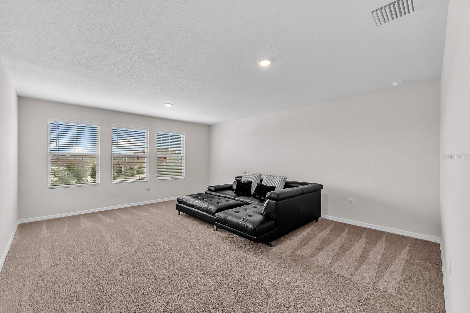 Image 31 of 46 For 12952 Wellspring Drive