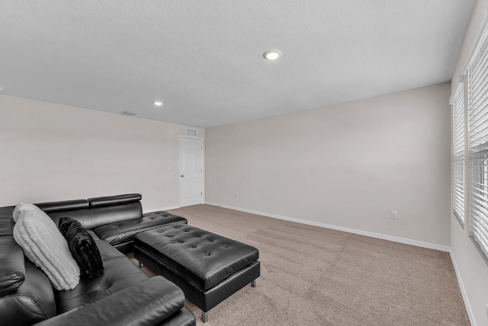 Image 32 of 46 For 12952 Wellspring Drive