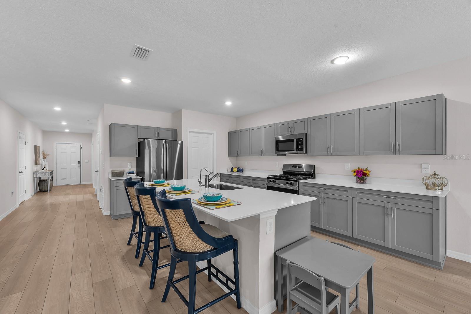 Image 7 of 46 For 12952 Wellspring Drive