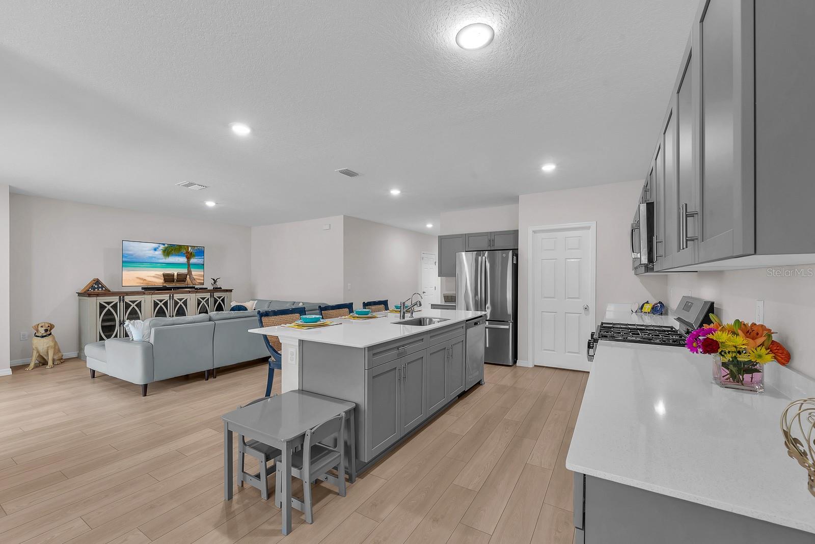 Image 8 of 46 For 12952 Wellspring Drive