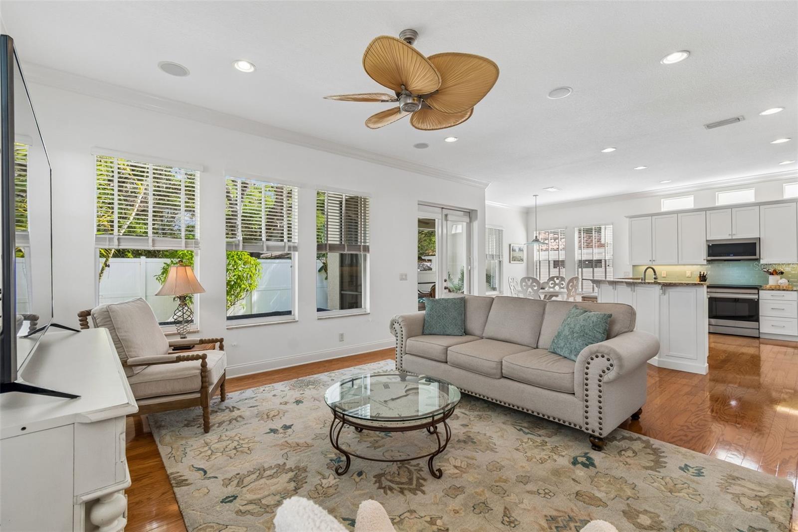 Image 4 of 44 For 3303 Fielder Street