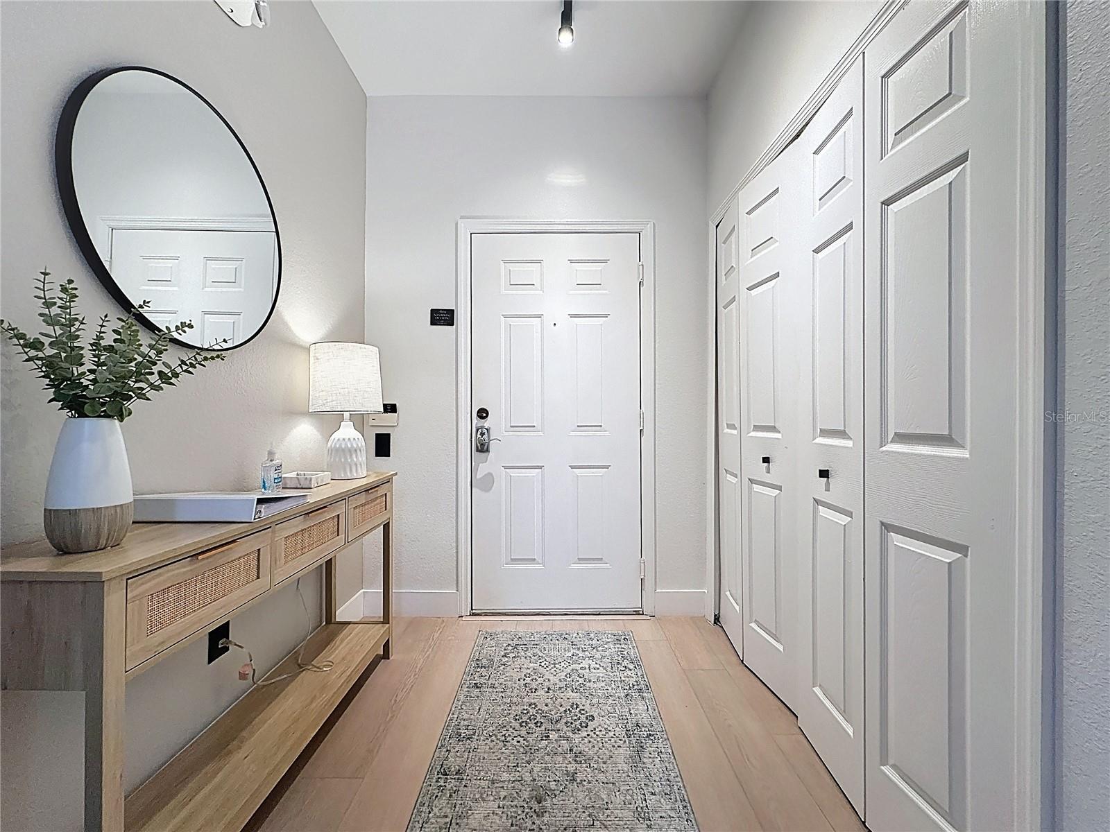 Image 4 of 36 For 2300 Butterfly Palm Way 203