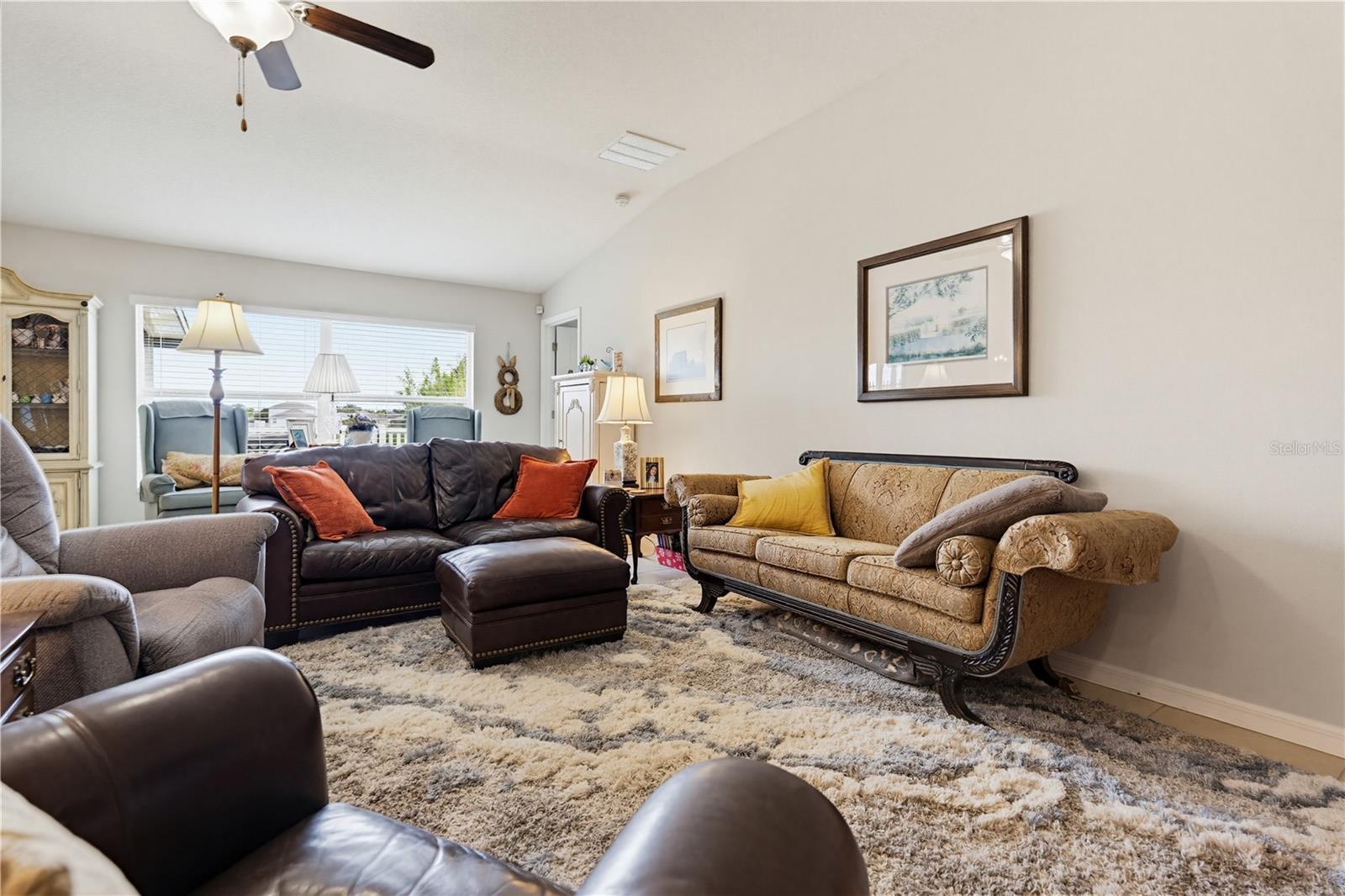 Image 5 of 25 For 2202 4th Street Sw