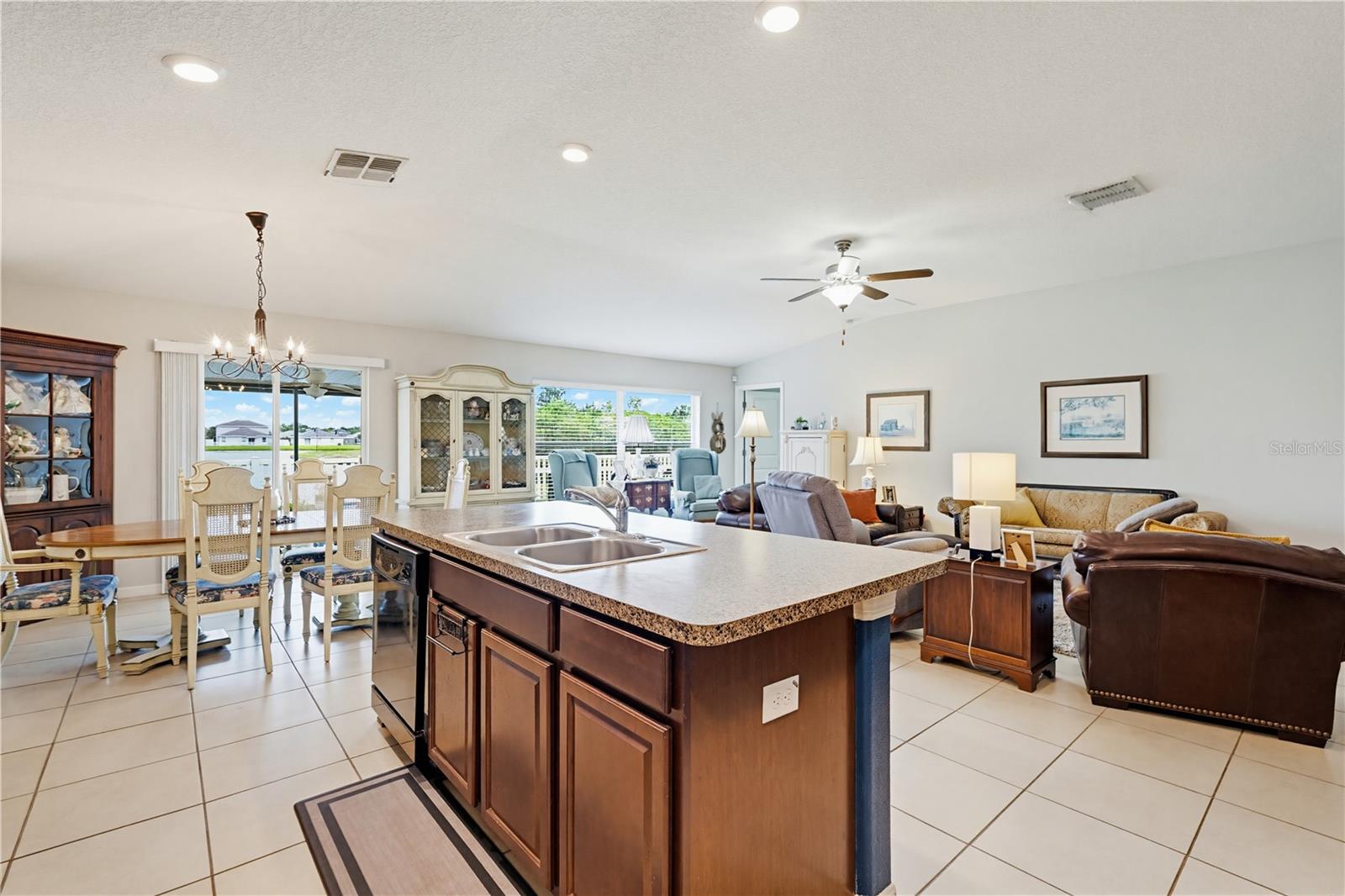 Image 7 of 25 For 2202 4th Street Sw