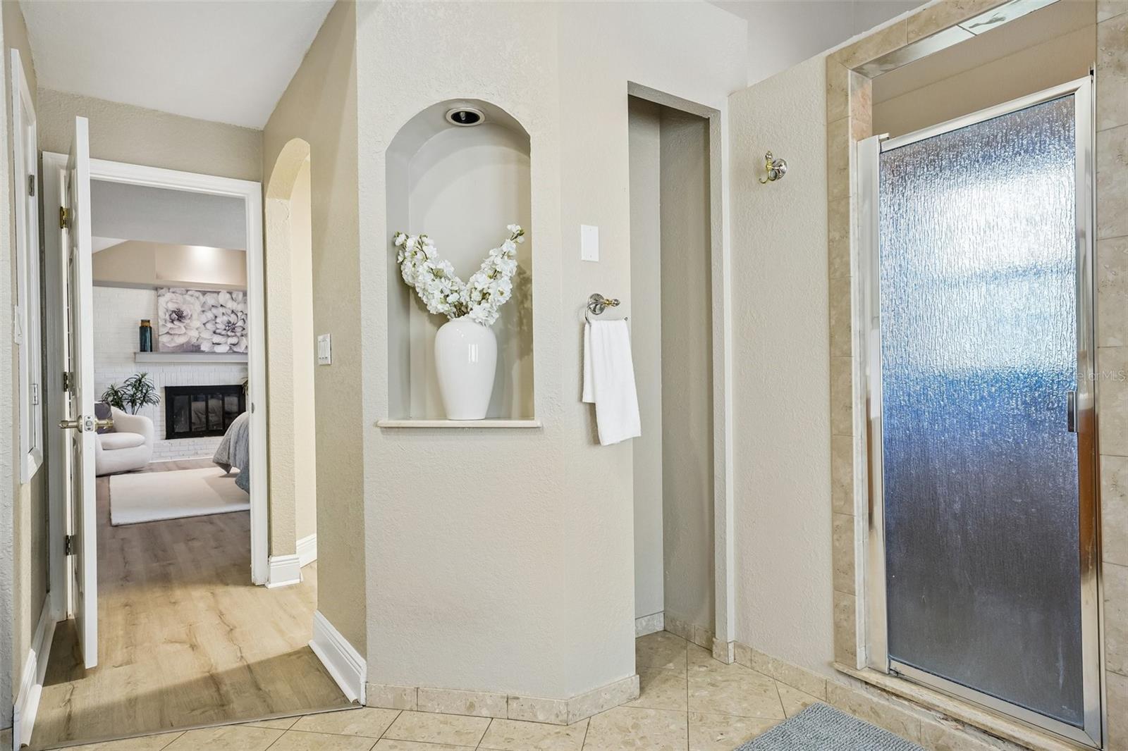 Image 37 of 78 For 8315 Terracewood Circle