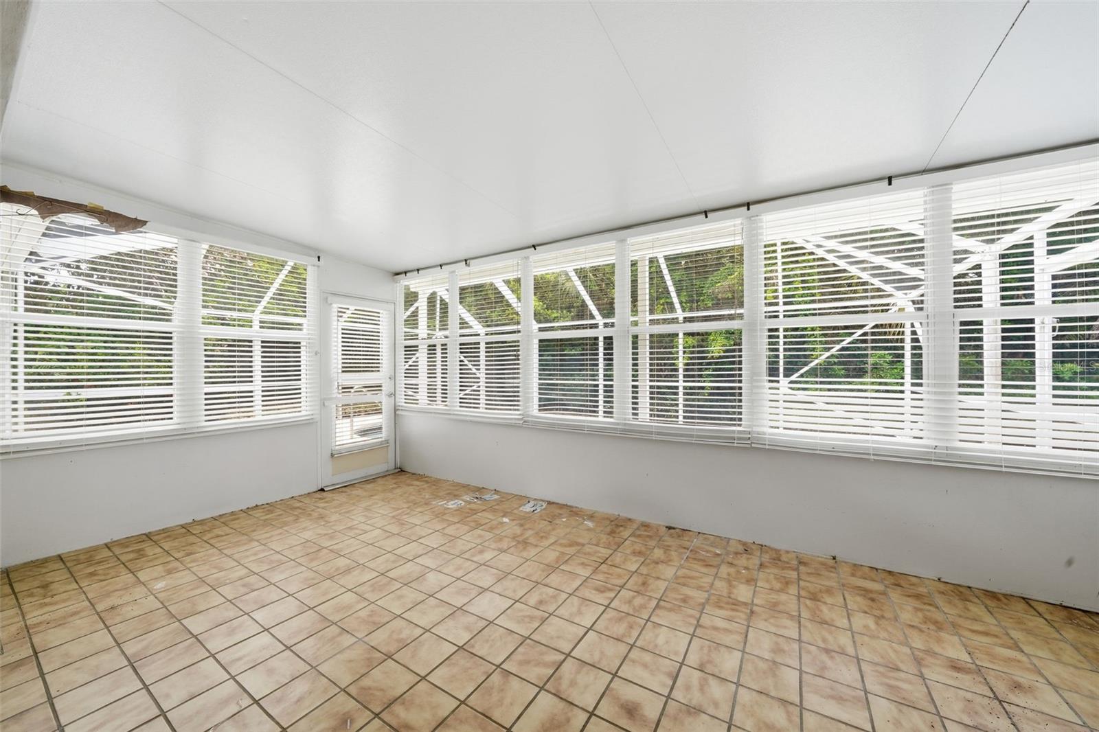 Image 21 of 38 For 1455 Wyn Cove Drive