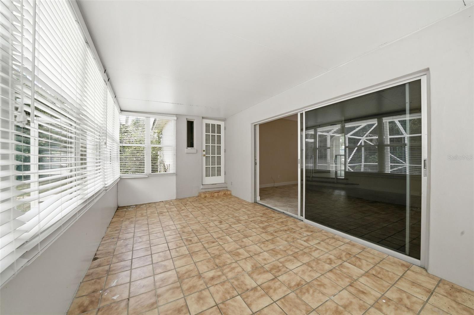 Image 22 of 38 For 1455 Wyn Cove Drive