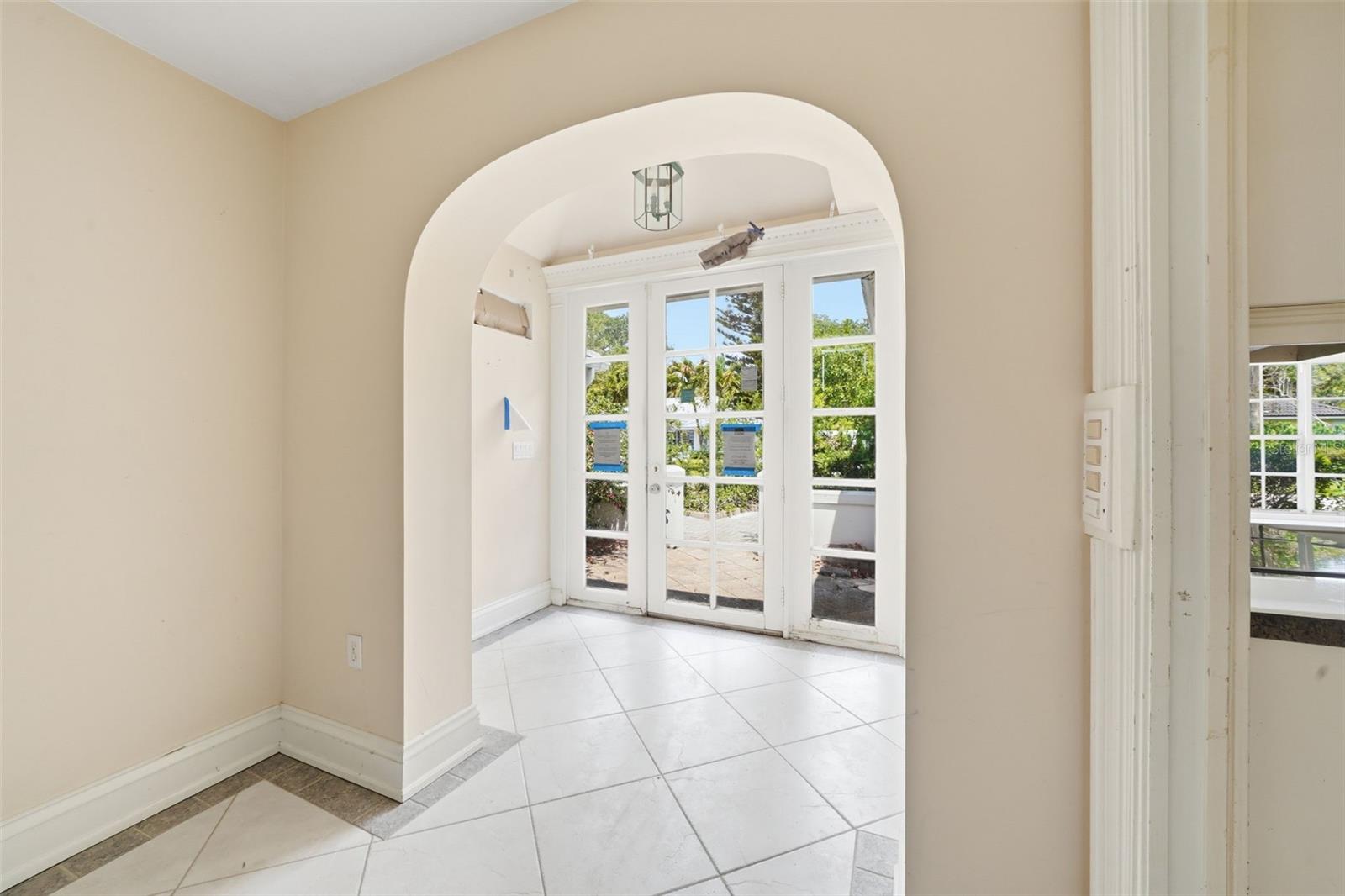 Image 4 of 38 For 1455 Wyn Cove Drive