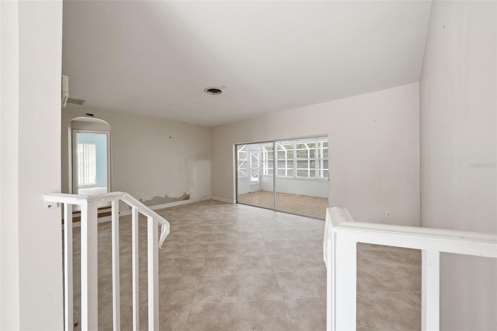 Image 6 of 38 For 1455 Wyn Cove Drive