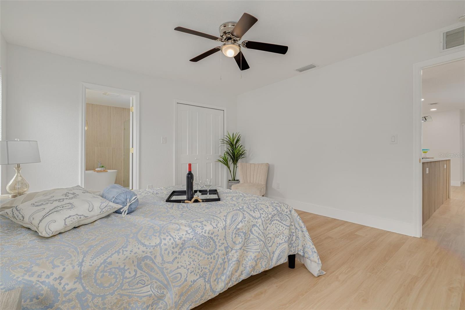 Image 16 of 33 For 11785 108th Avenue N