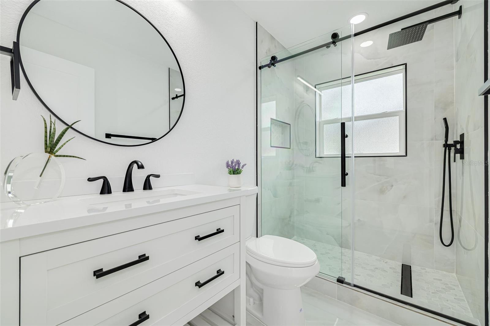 Image 22 of 33 For 11785 108th Avenue N