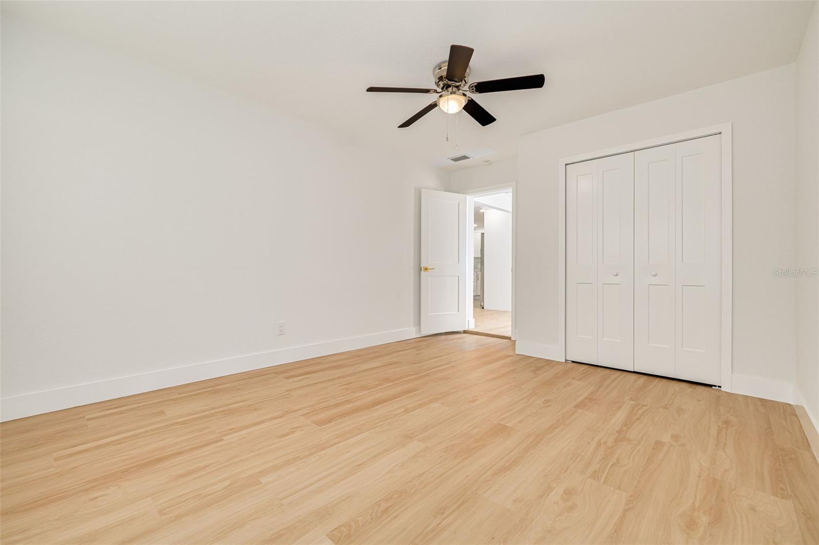 Image 24 of 33 For 11785 108th Avenue N