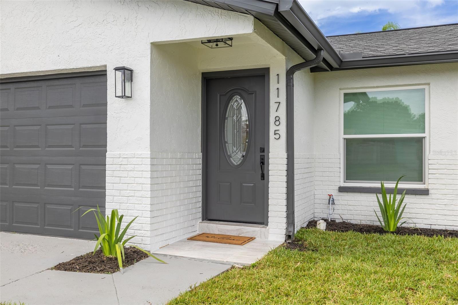 Image 3 of 33 For 11785 108th Avenue N