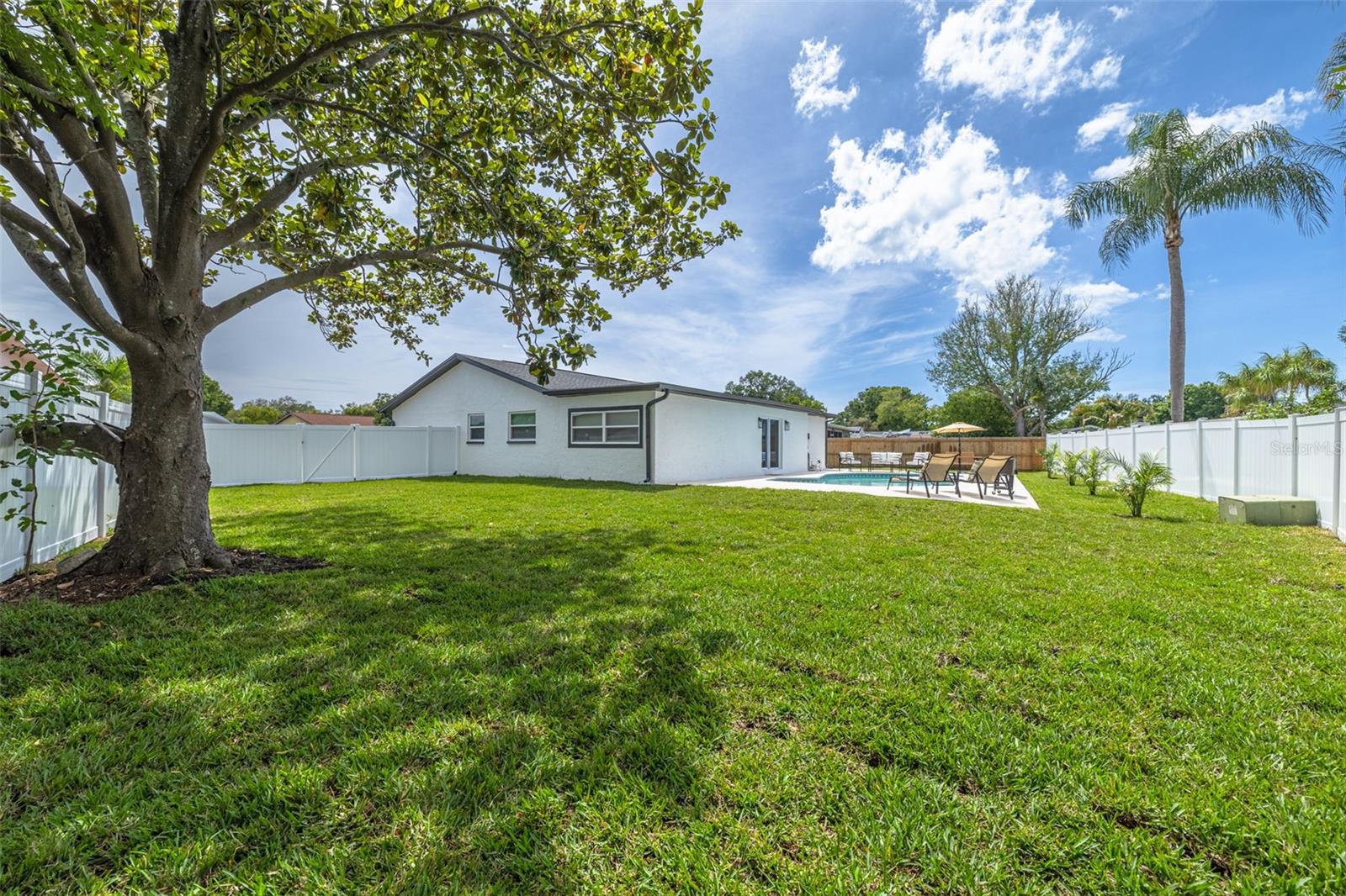 Image 30 of 33 For 11785 108th Avenue N