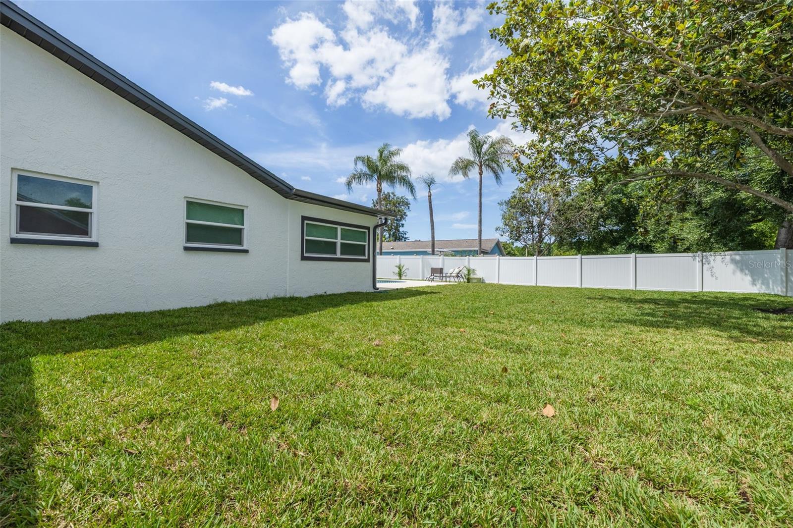 Image 31 of 33 For 11785 108th Avenue N