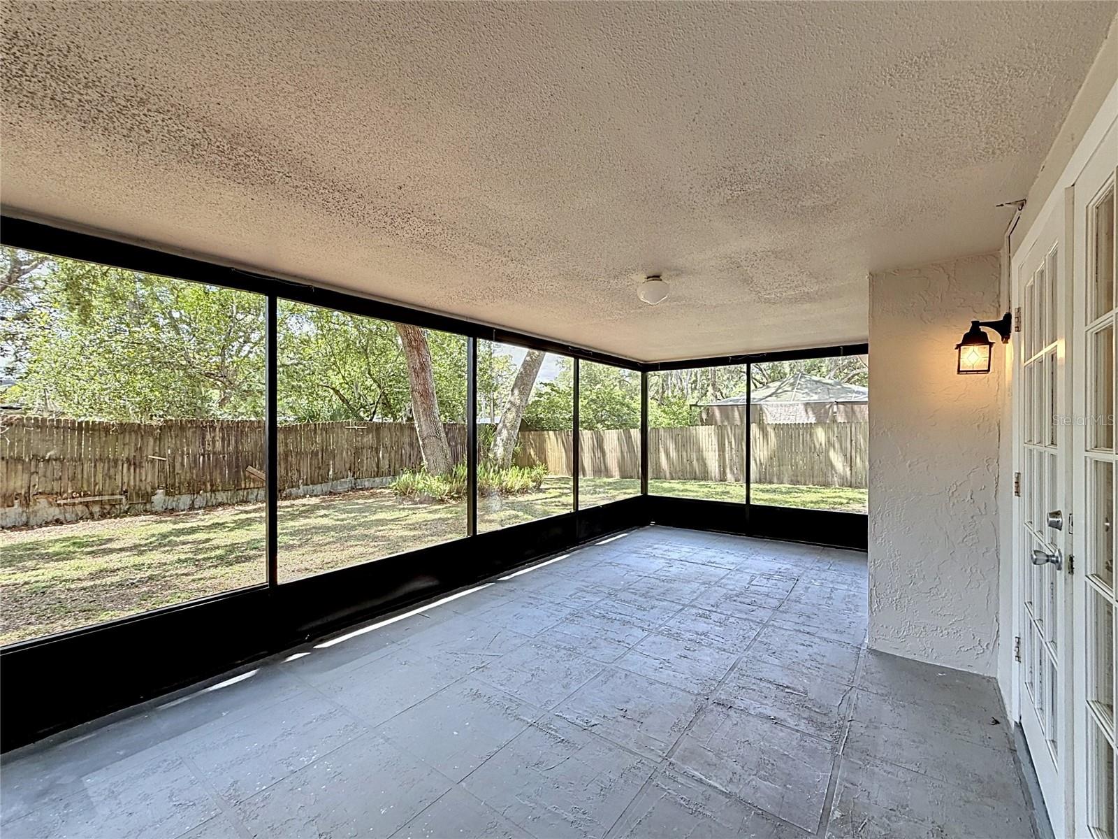 Image 16 of 21 For 2331 Towery Trail