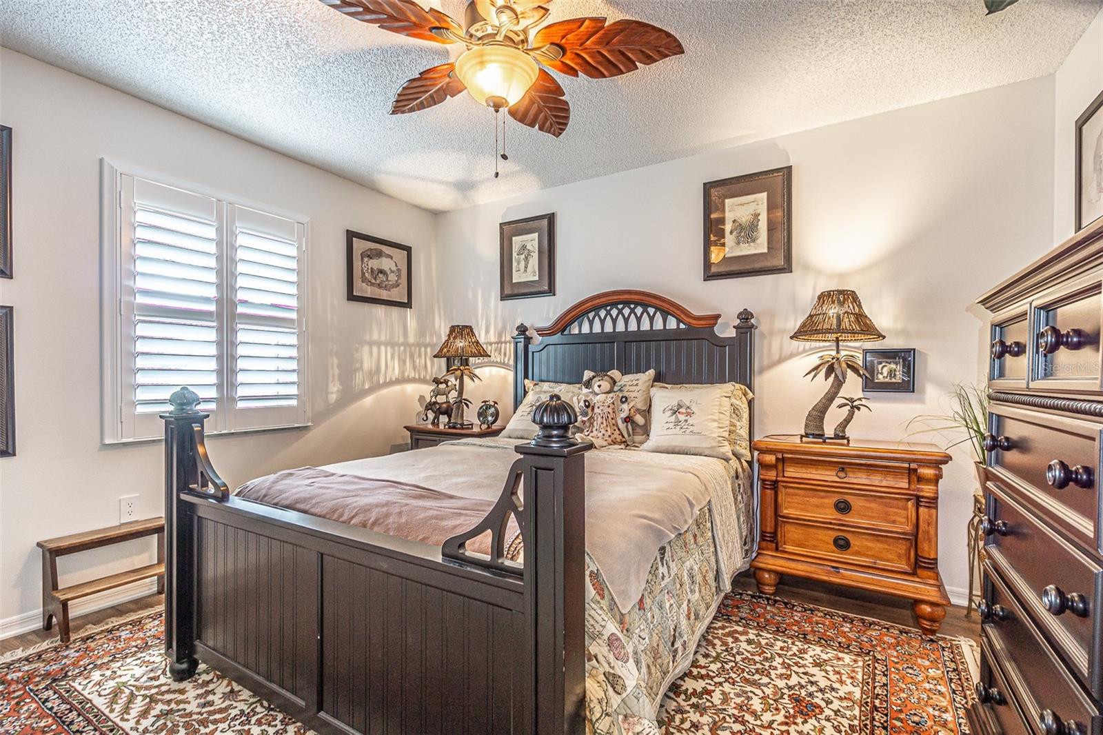 Image 38 of 61 For 6132 Silver Oaks Drive