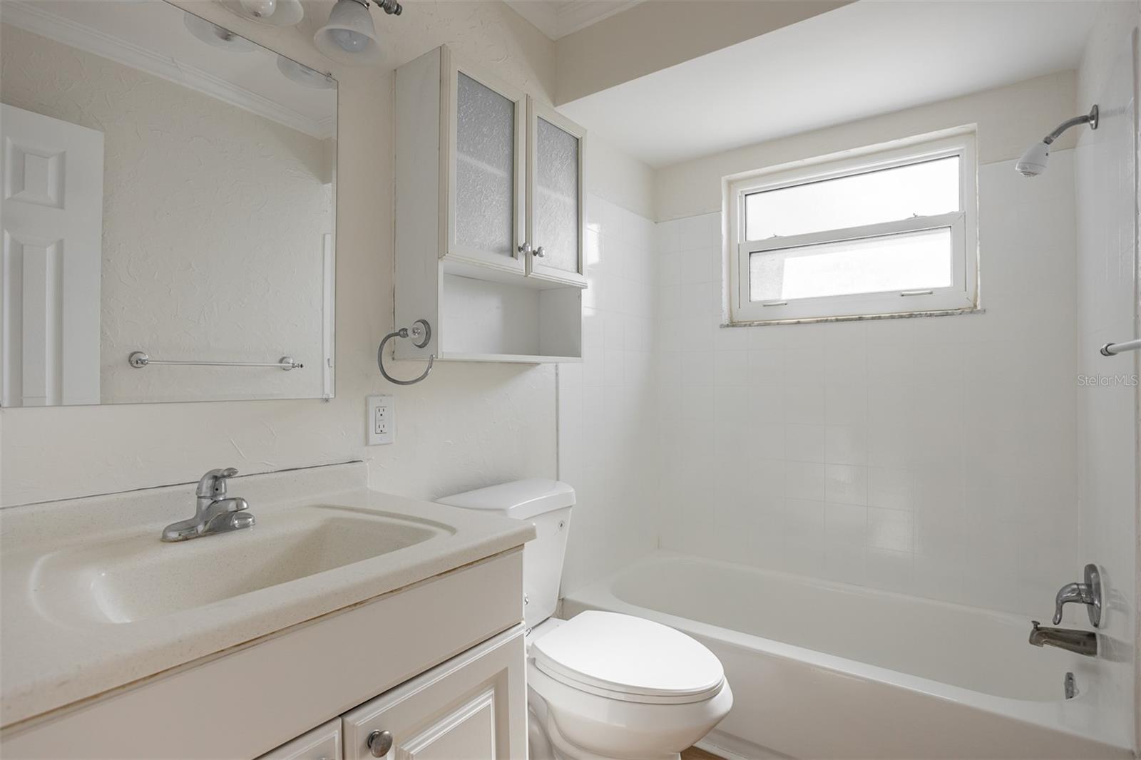 Image 11 of 25 For 9317 Crestview Street