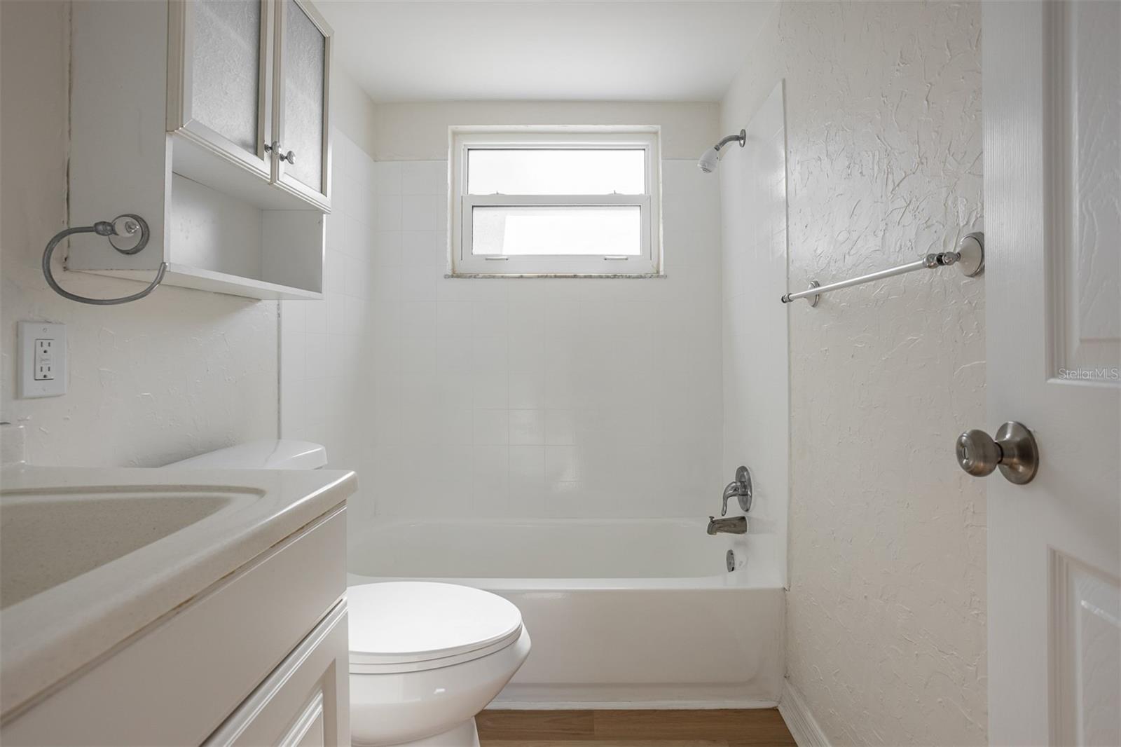 Image 12 of 25 For 9317 Crestview Street