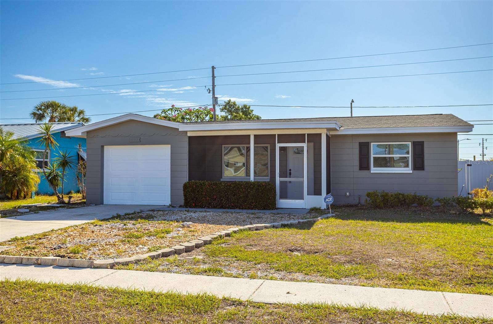 Image 3 of 25 For 9317 Crestview Street