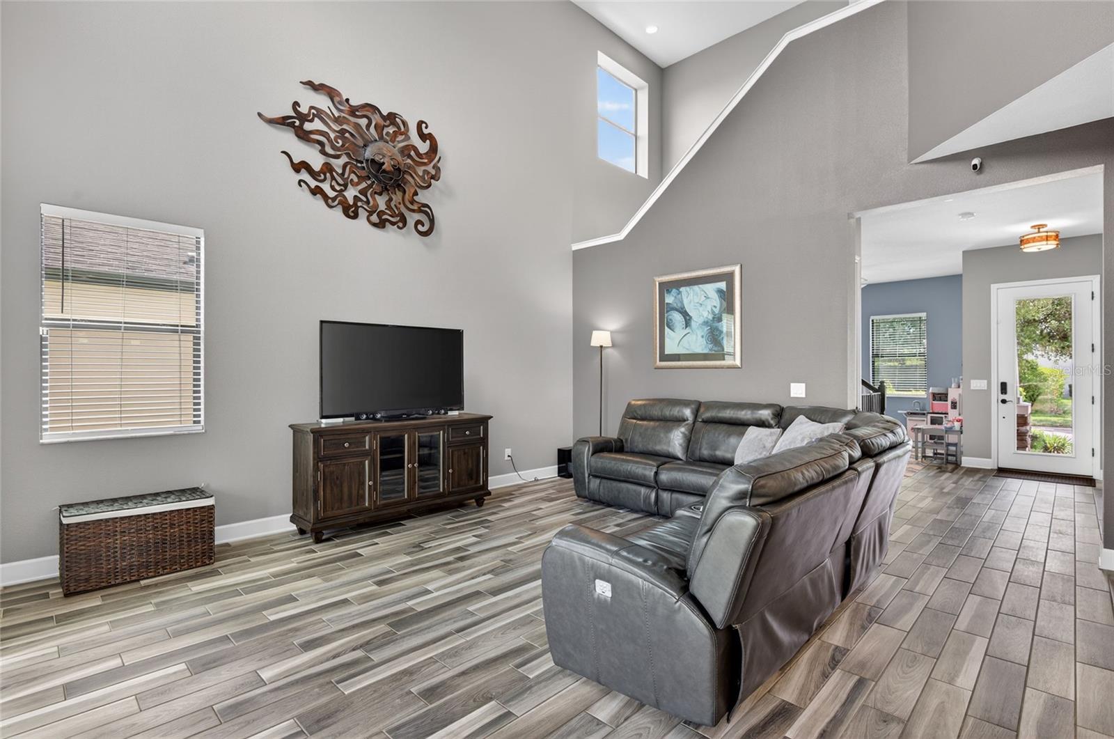 Image 15 of 71 For 2892 Riders Pass