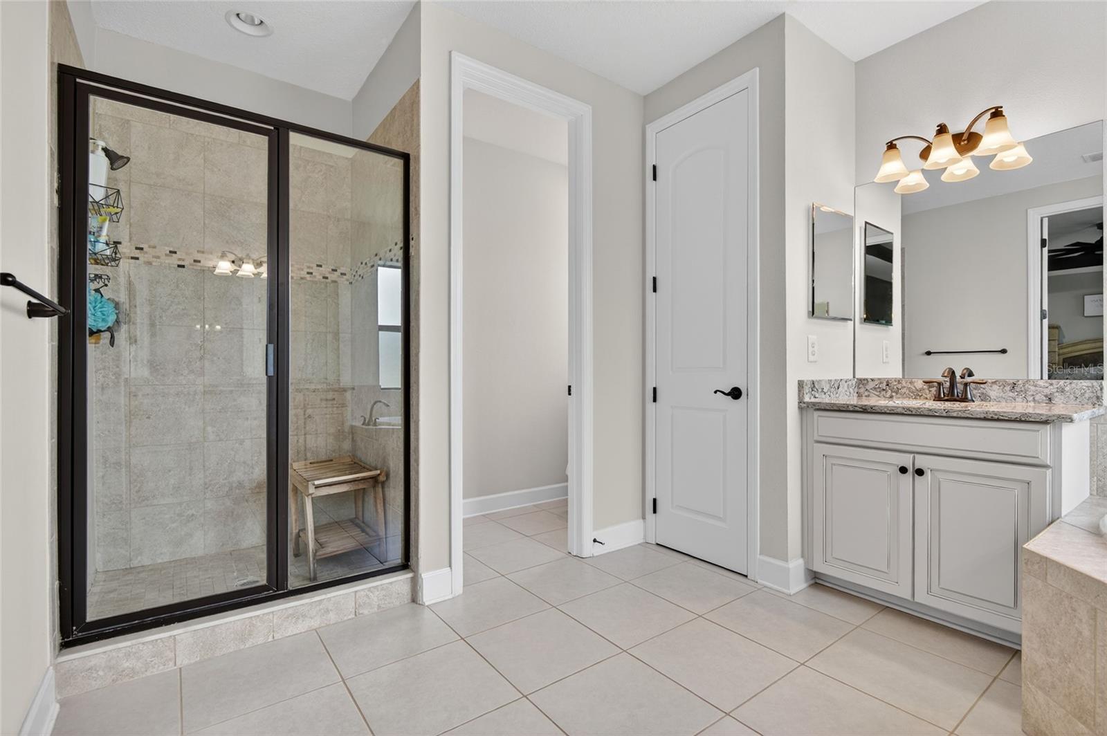 Image 35 of 71 For 2892 Riders Pass