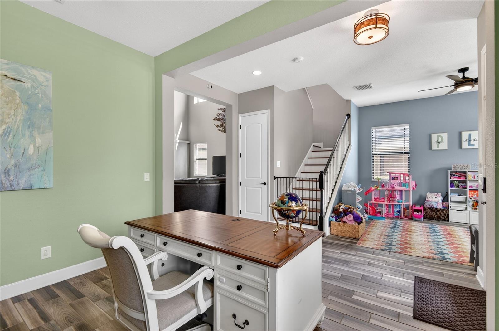 Image 8 of 71 For 2892 Riders Pass