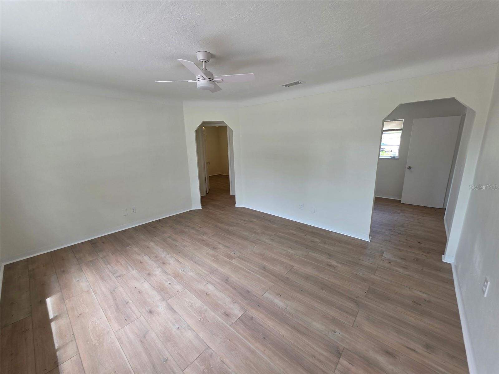 Image 2 of 2 For 4719 21st Avenue N