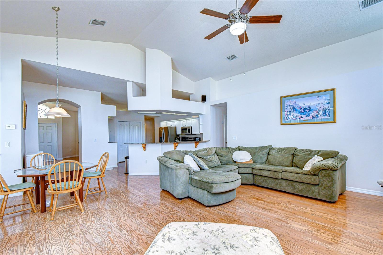 Image 17 of 40 For 2833 Mossy Timber Trail