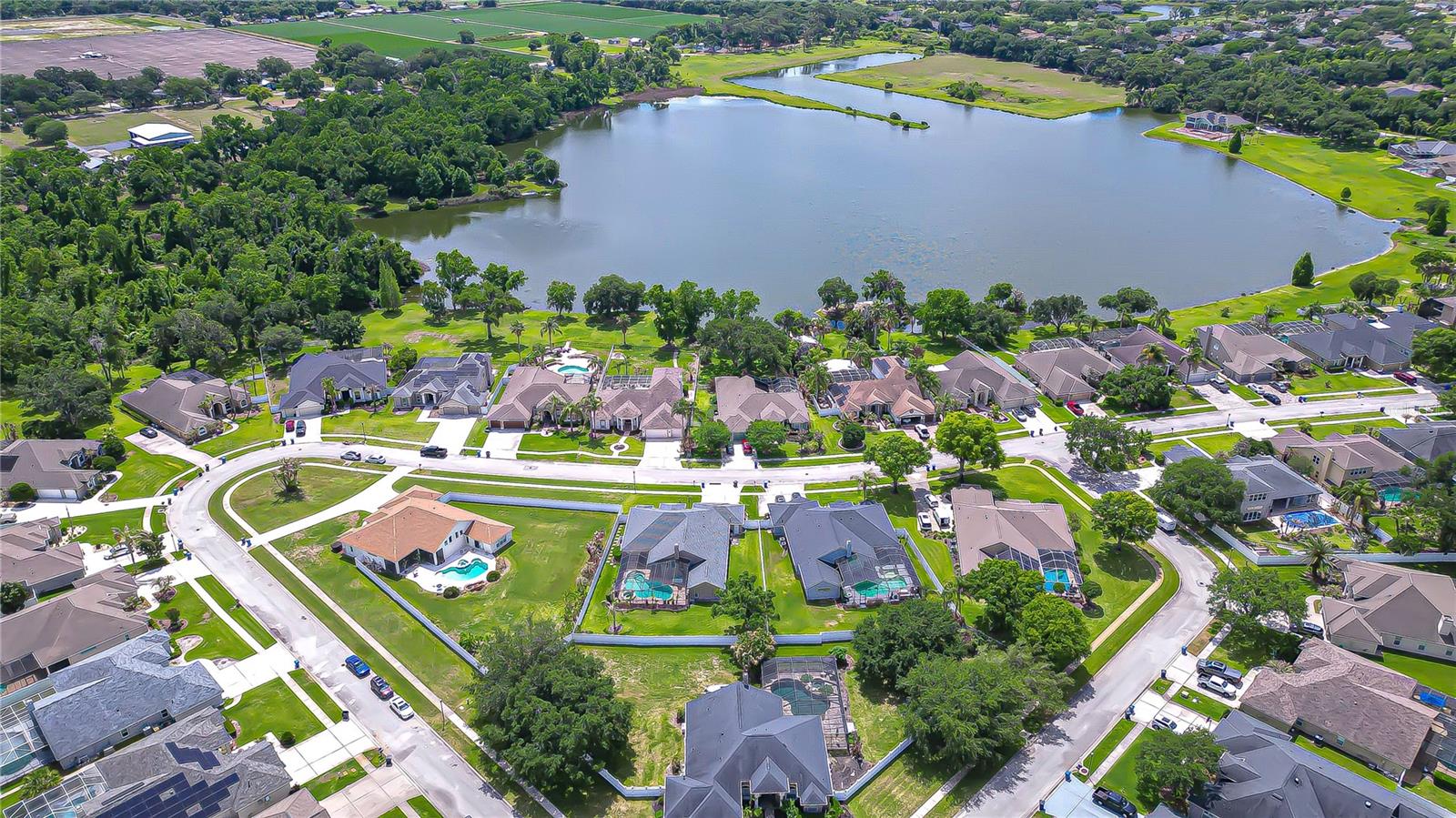 Image 36 of 40 For 2833 Mossy Timber Trail