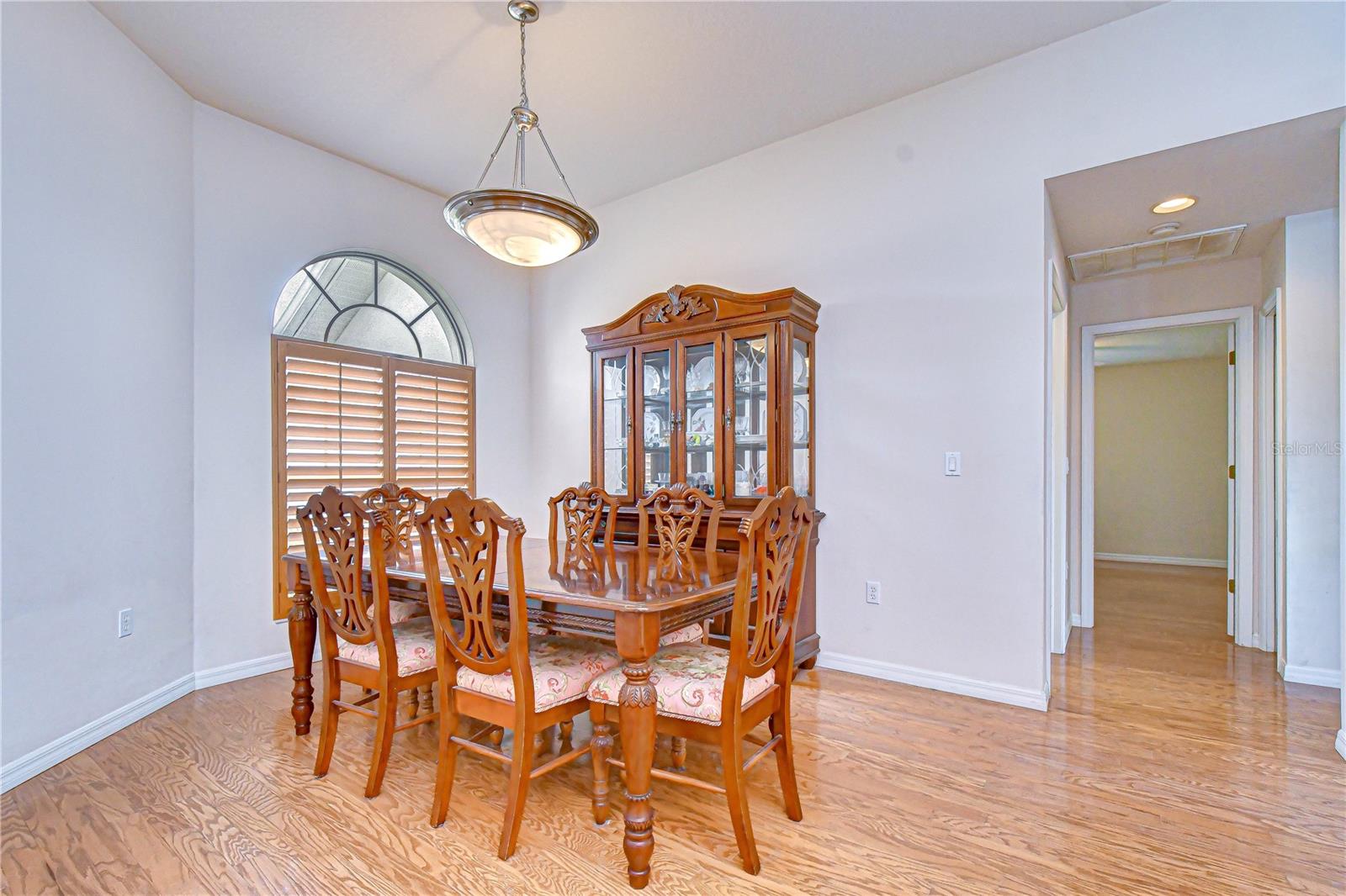 Image 7 of 40 For 2833 Mossy Timber Trail