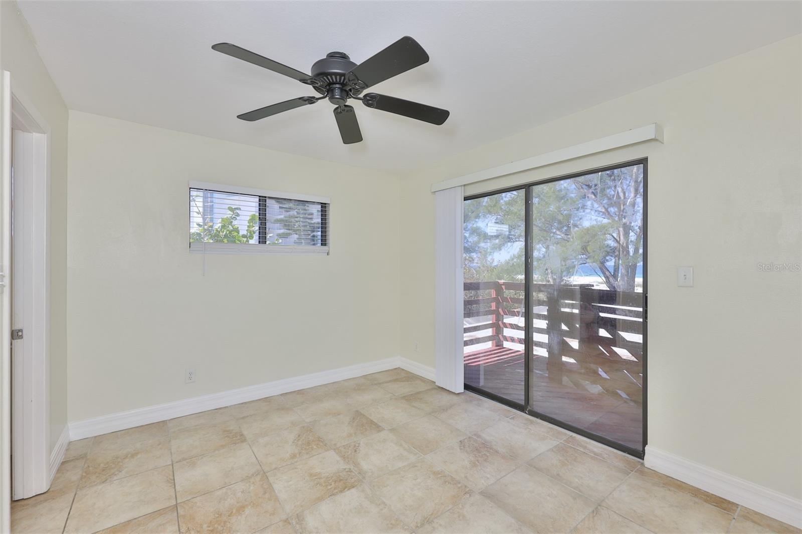 Image 20 of 41 For 10220 Gulf Boulevard 1