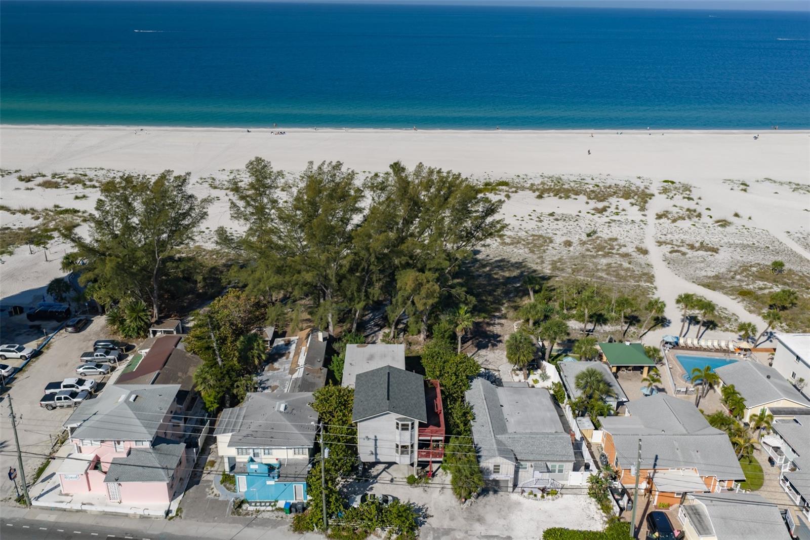 Image 30 of 41 For 10220 Gulf Boulevard 1