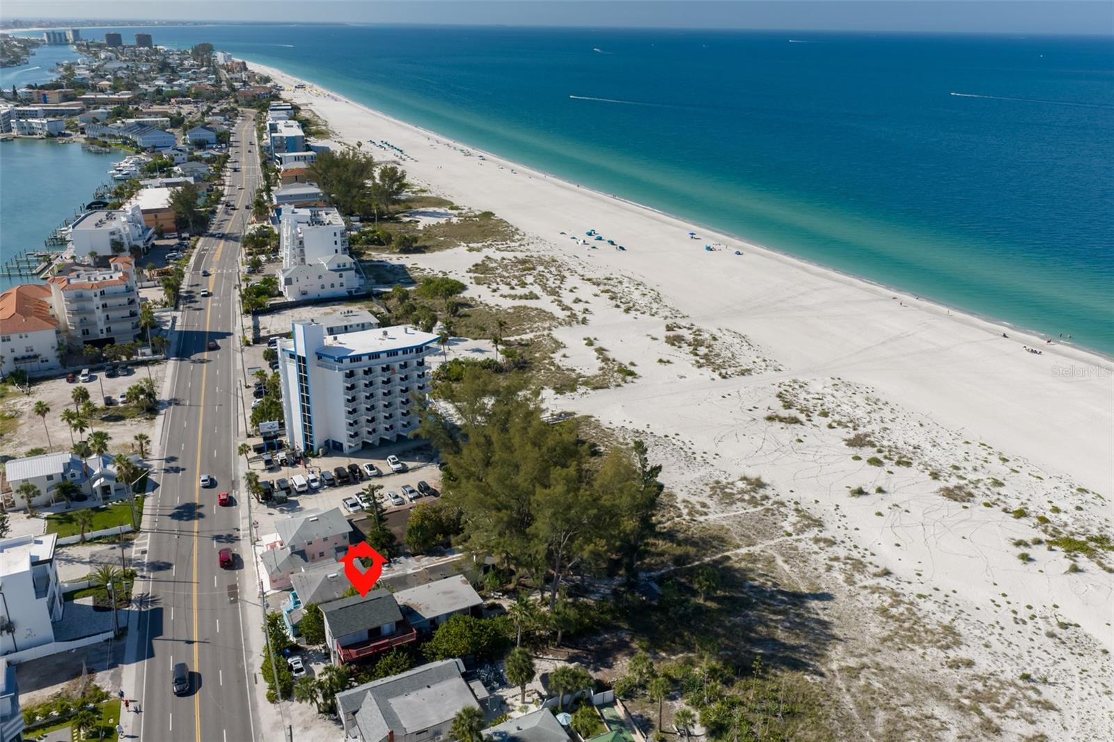 Image 34 of 41 For 10220 Gulf Boulevard 1