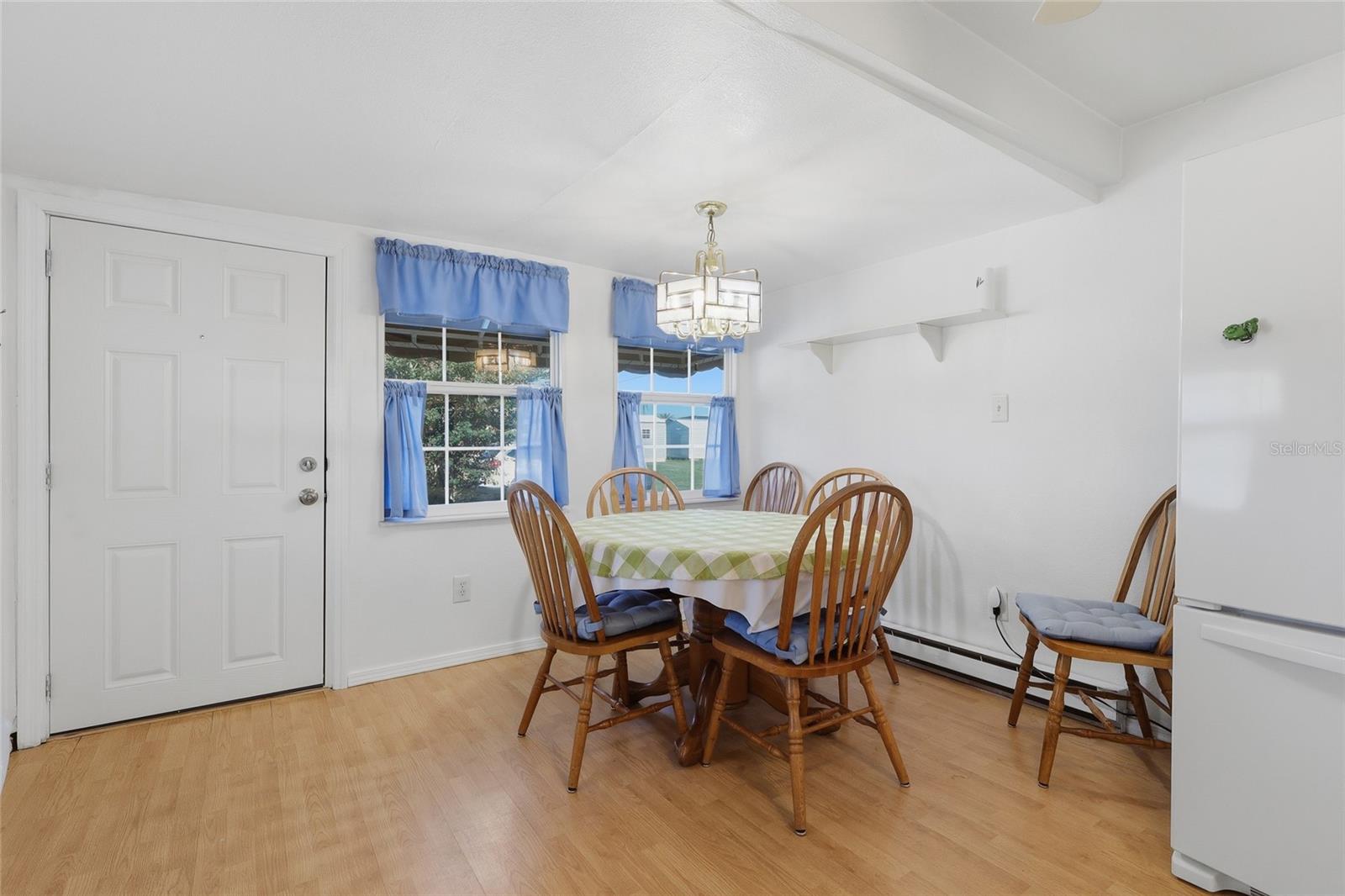 Image 10 of 31 For 5246 Amanda Street