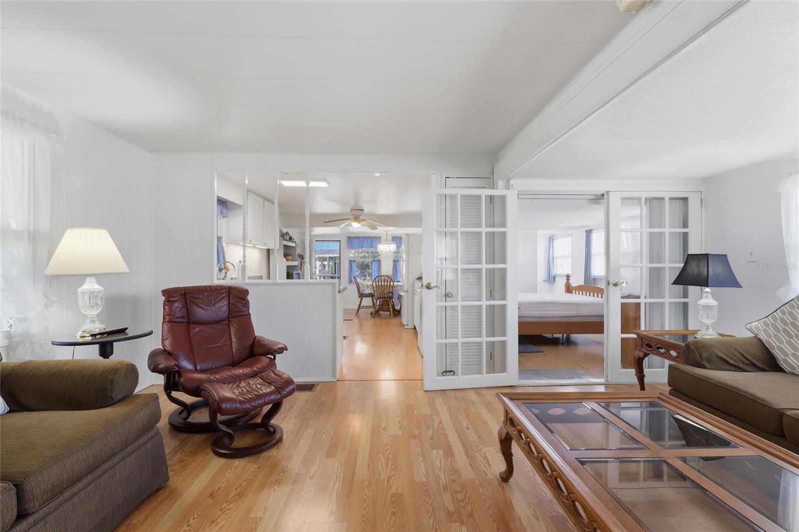 Image 12 of 31 For 5246 Amanda Street