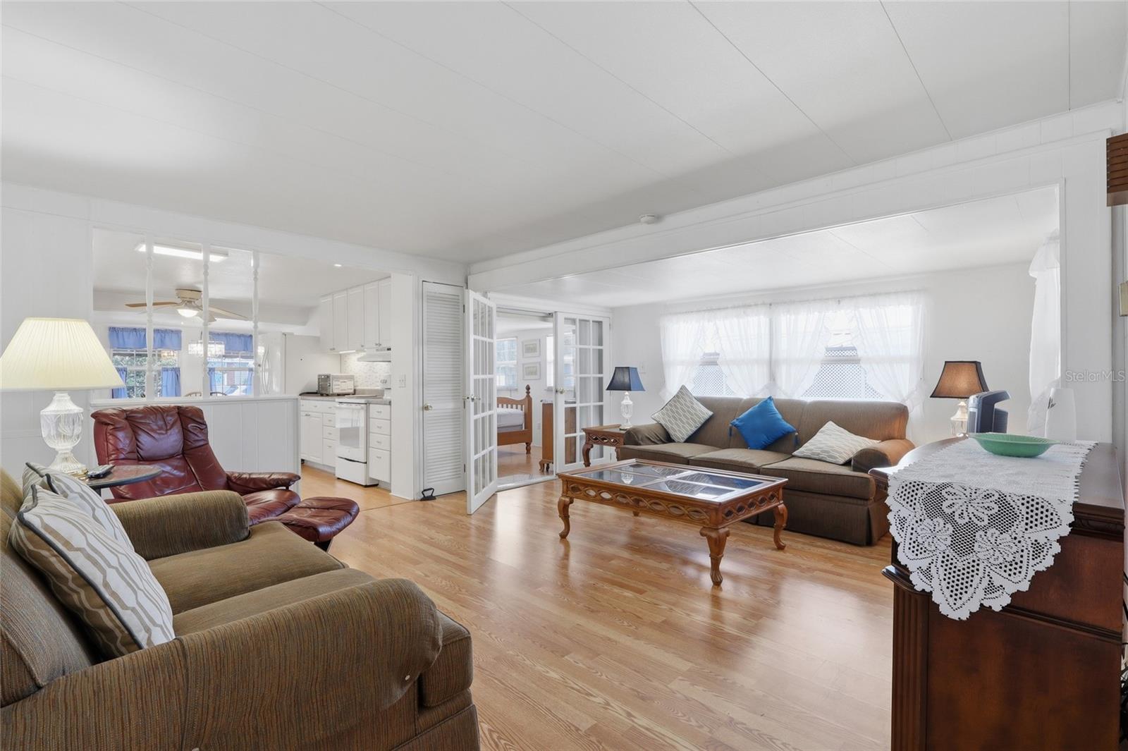 Image 13 of 31 For 5246 Amanda Street