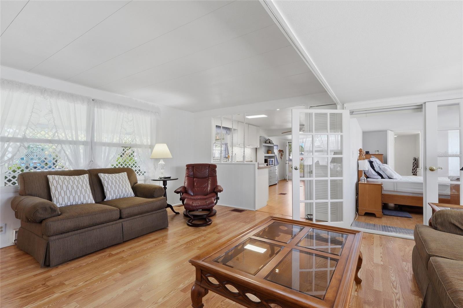 Image 14 of 31 For 5246 Amanda Street