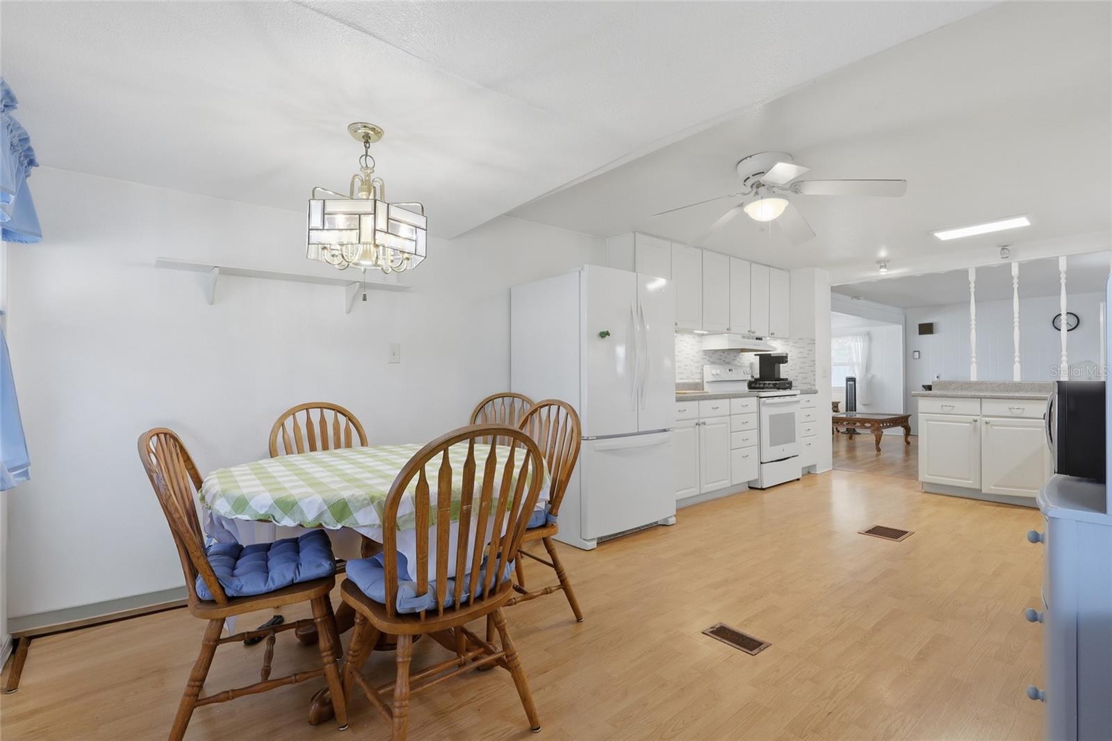 Image 9 of 31 For 5246 Amanda Street