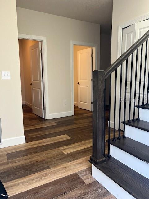 Listing photo id 2 for 5721 Desert Rose Place