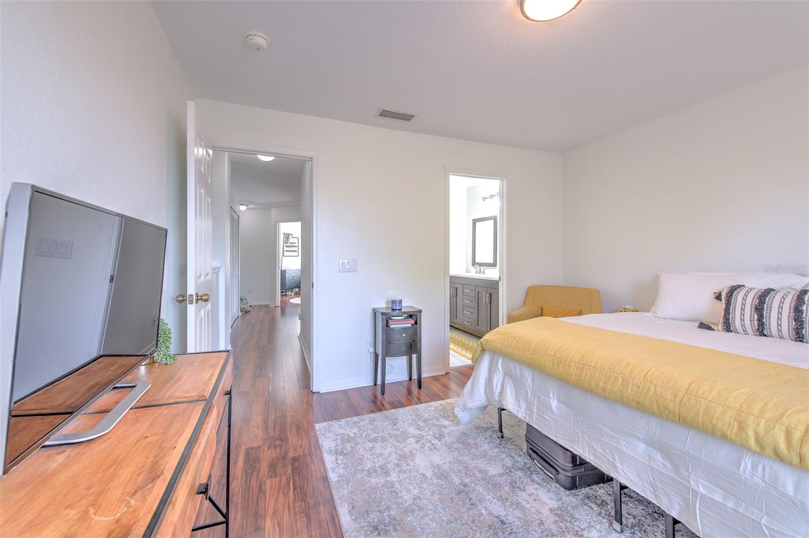 Image 21 of 39 For 11094 Winter Crest Drive