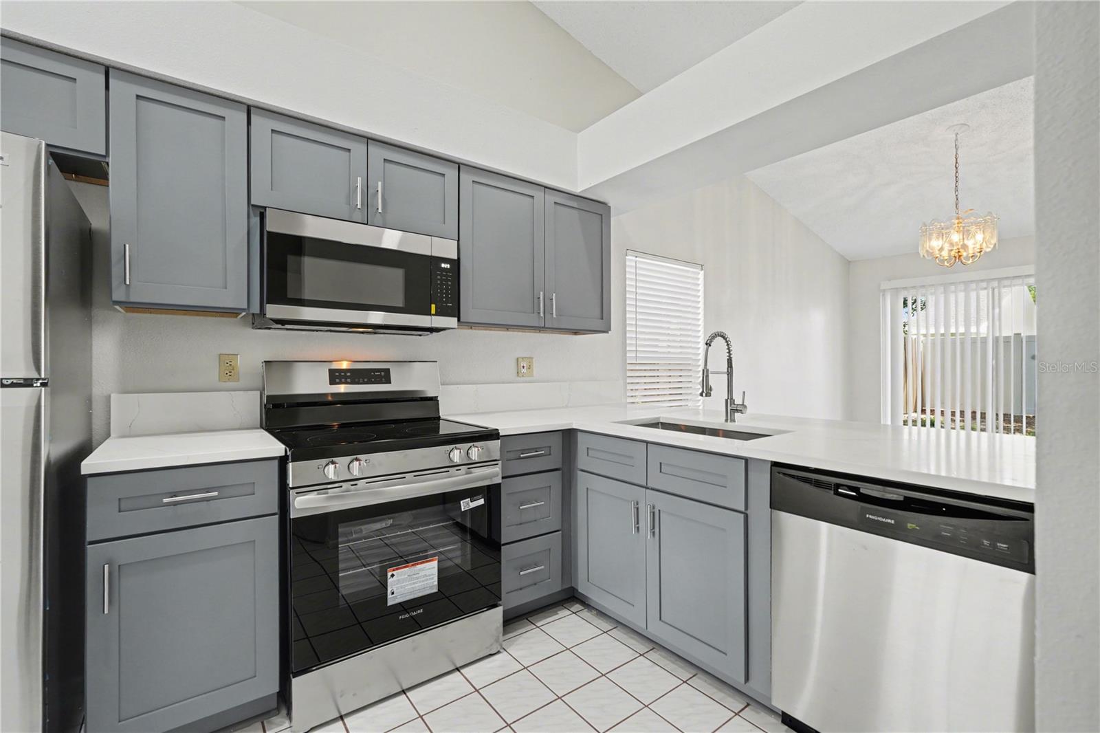 Image 12 of 16 For 13618 Laraway Drive
