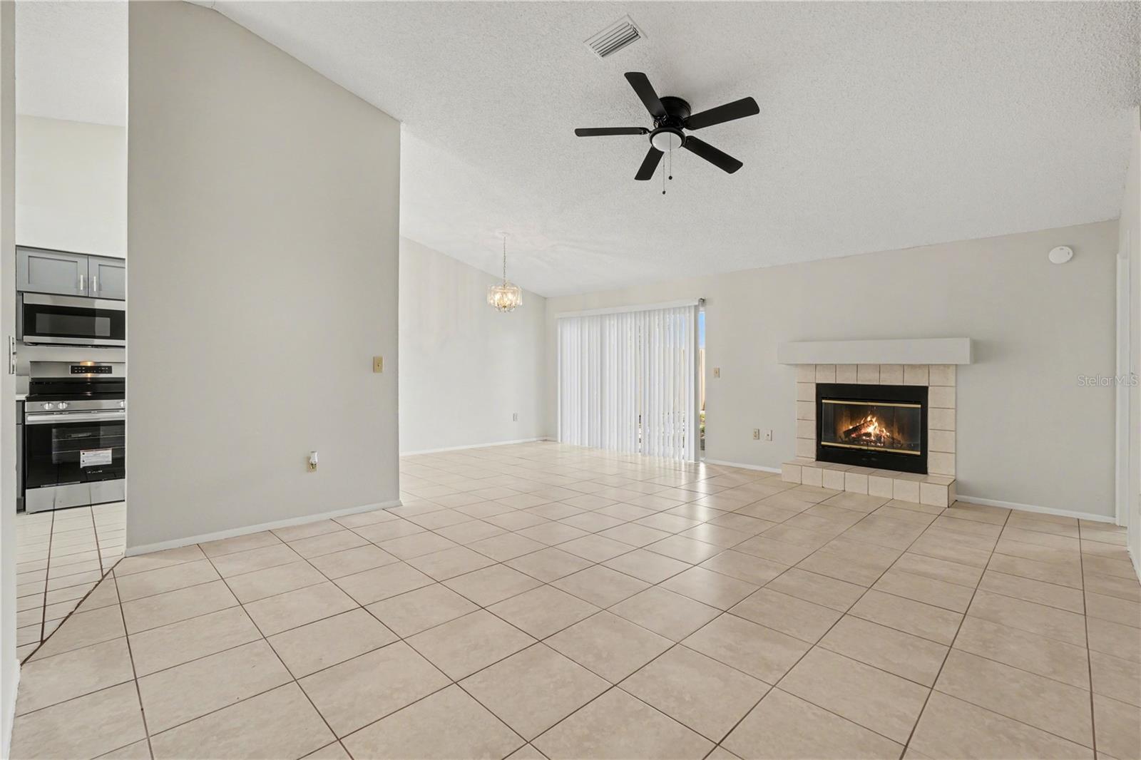 Image 6 of 16 For 13618 Laraway Drive